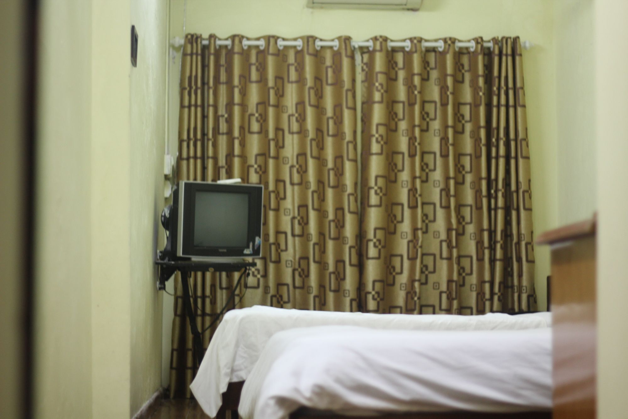 Hanoi Caballos Hotel Экстерьер фото